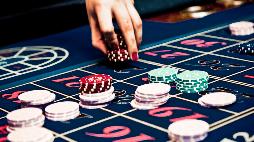 Betting and playing roulette in casino