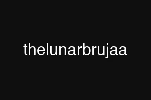 thelunarbrujaa